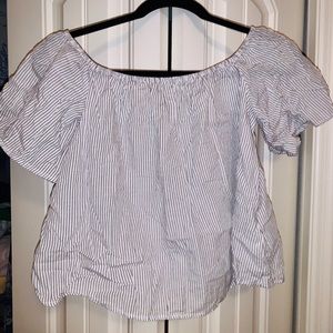 Crop off the shoulder